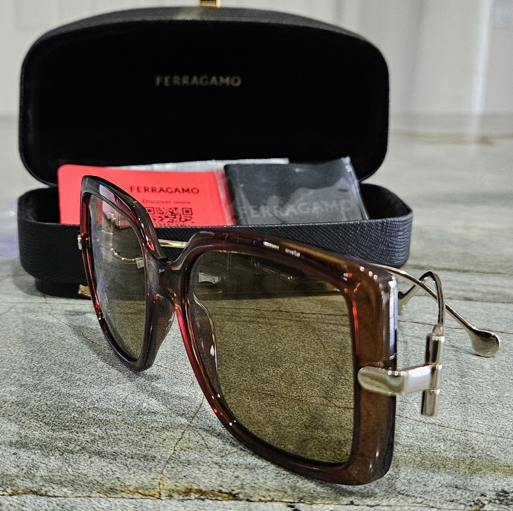 Salvatore Ferragamo Women's Sunglasses with Brown Frame NWT